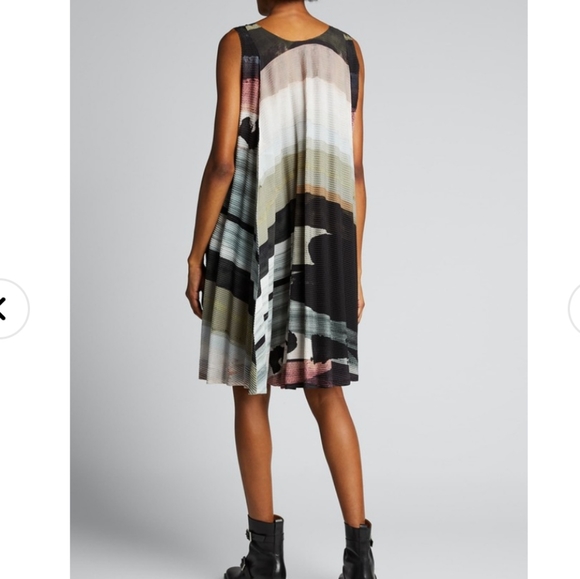 ISSEY MIYAKE Abstract Print Dress - Picture 2 of 8